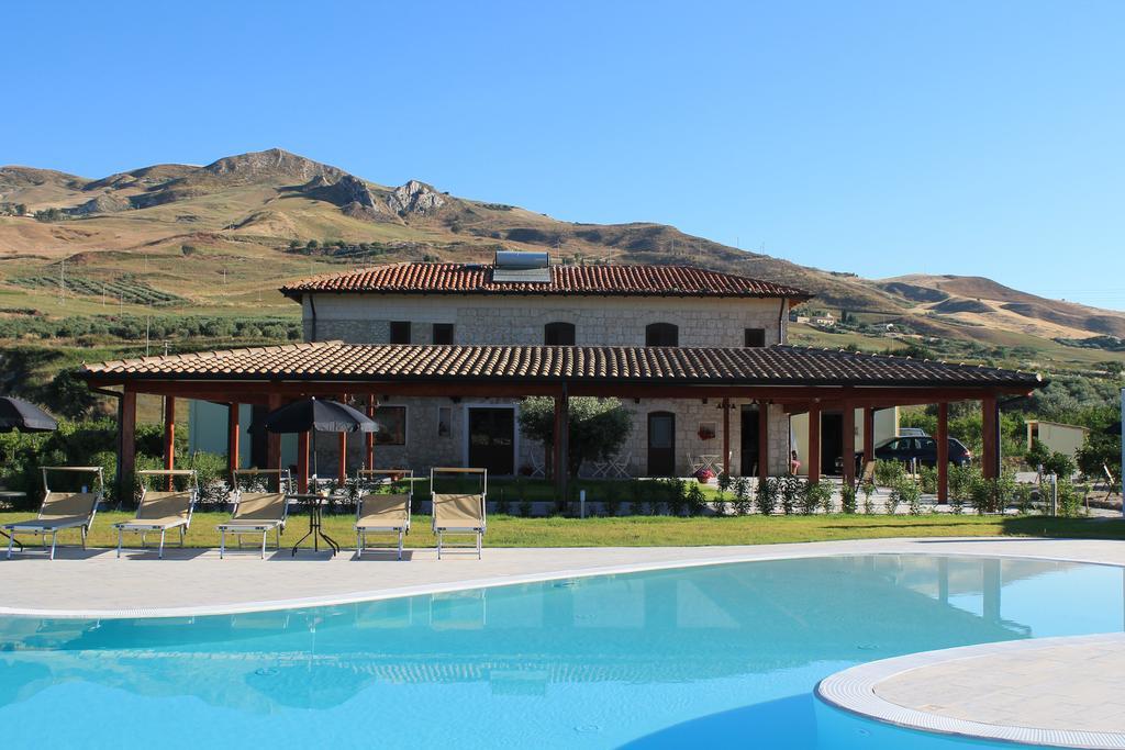 Tenuta Lanza Il Mulino Acquaviva Platani Ngoại thất bức ảnh