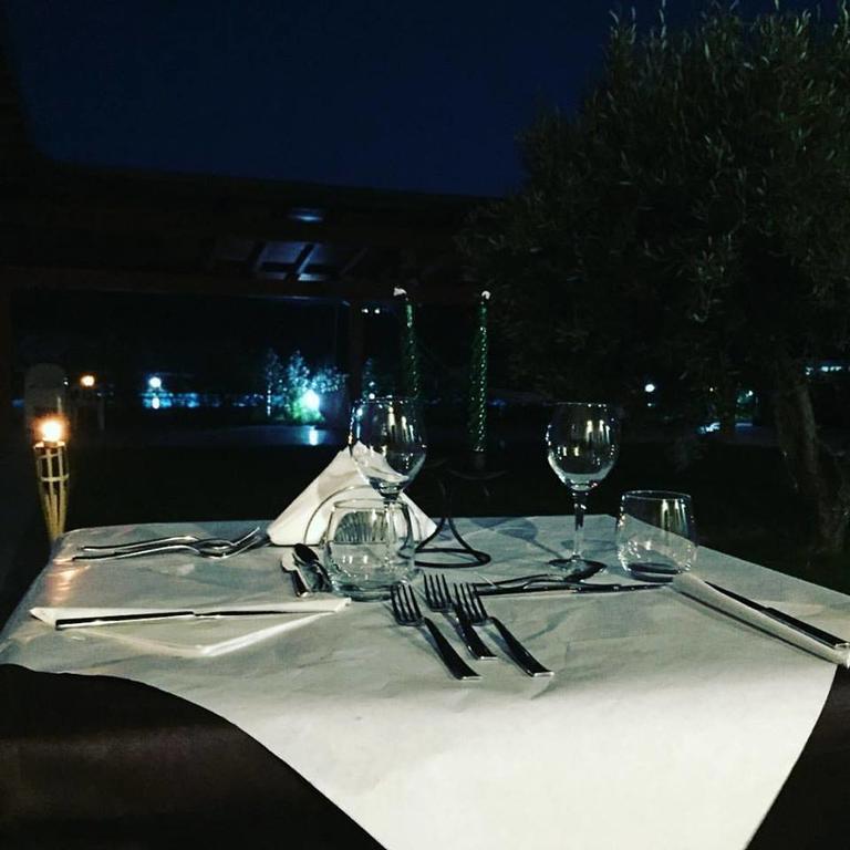 Tenuta Lanza Il Mulino Acquaviva Platani Ngoại thất bức ảnh