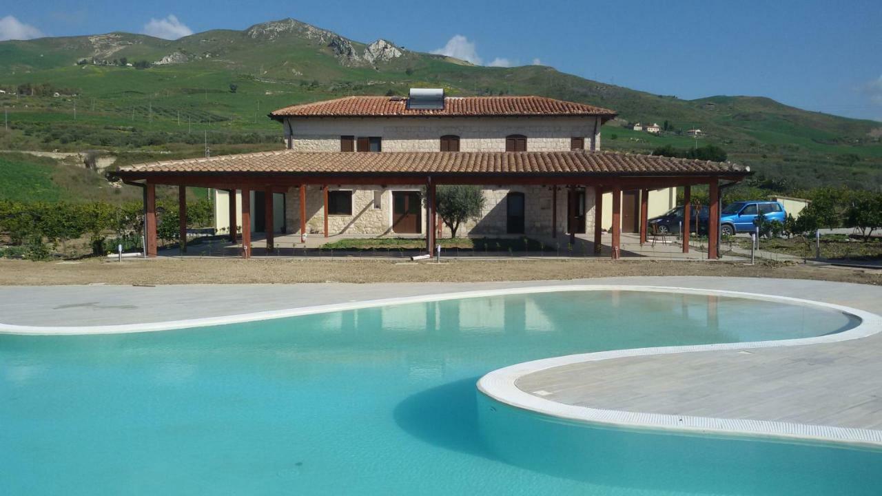 Tenuta Lanza Il Mulino Acquaviva Platani Ngoại thất bức ảnh